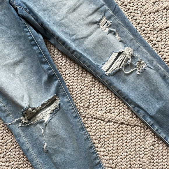 AMERICAN EAGLE JEANS - Picture 2 of 4